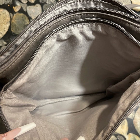 Rosetti Gray Crossbody - Chic & Practical - Gently Used​​ - Picture 4 of 8